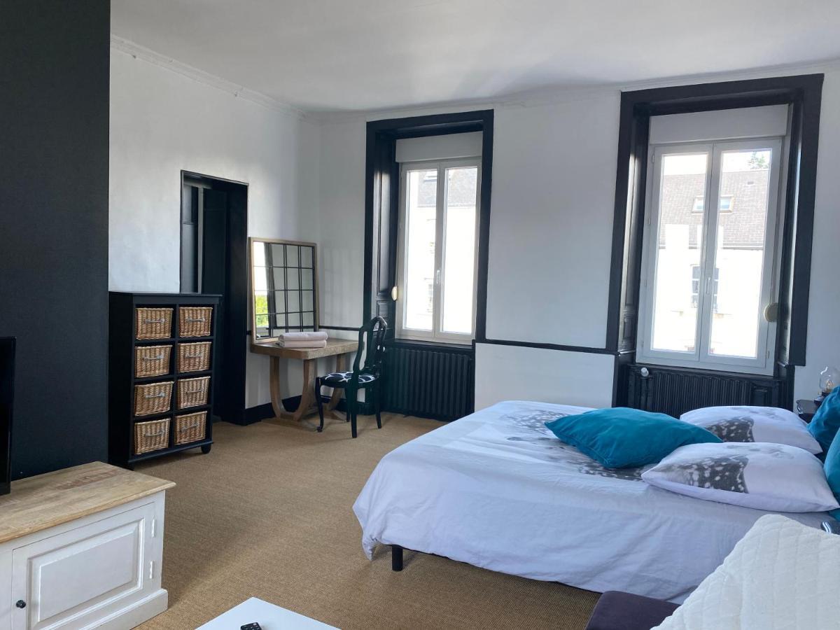 Chambre Spacieuse Dans Maison Renovee Granville Esterno foto