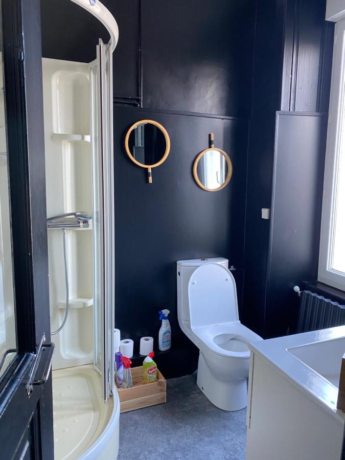 Chambre Spacieuse Dans Maison Renovee Granville Esterno foto